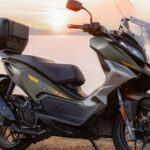 Hero Xoom 160 Review: India’s First Practical Maxi-Scooter?